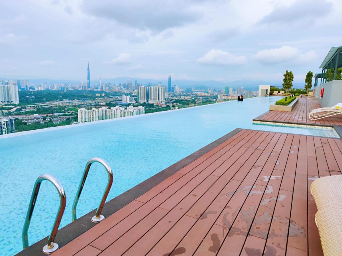 Maxine Suites Kuala Lumpur Exterior photo